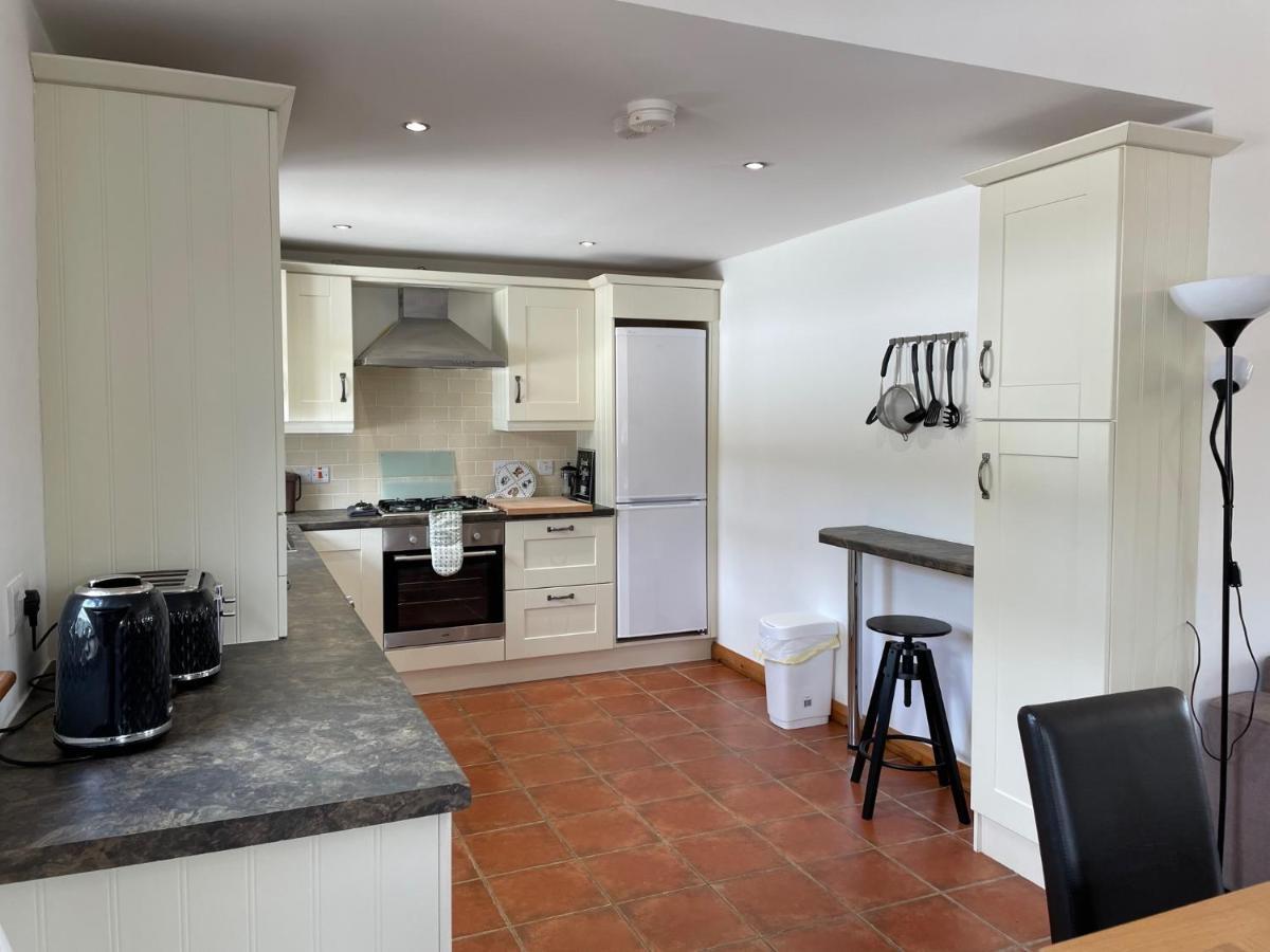 Tavnaghoney Cottages Cushendall Extérieur photo