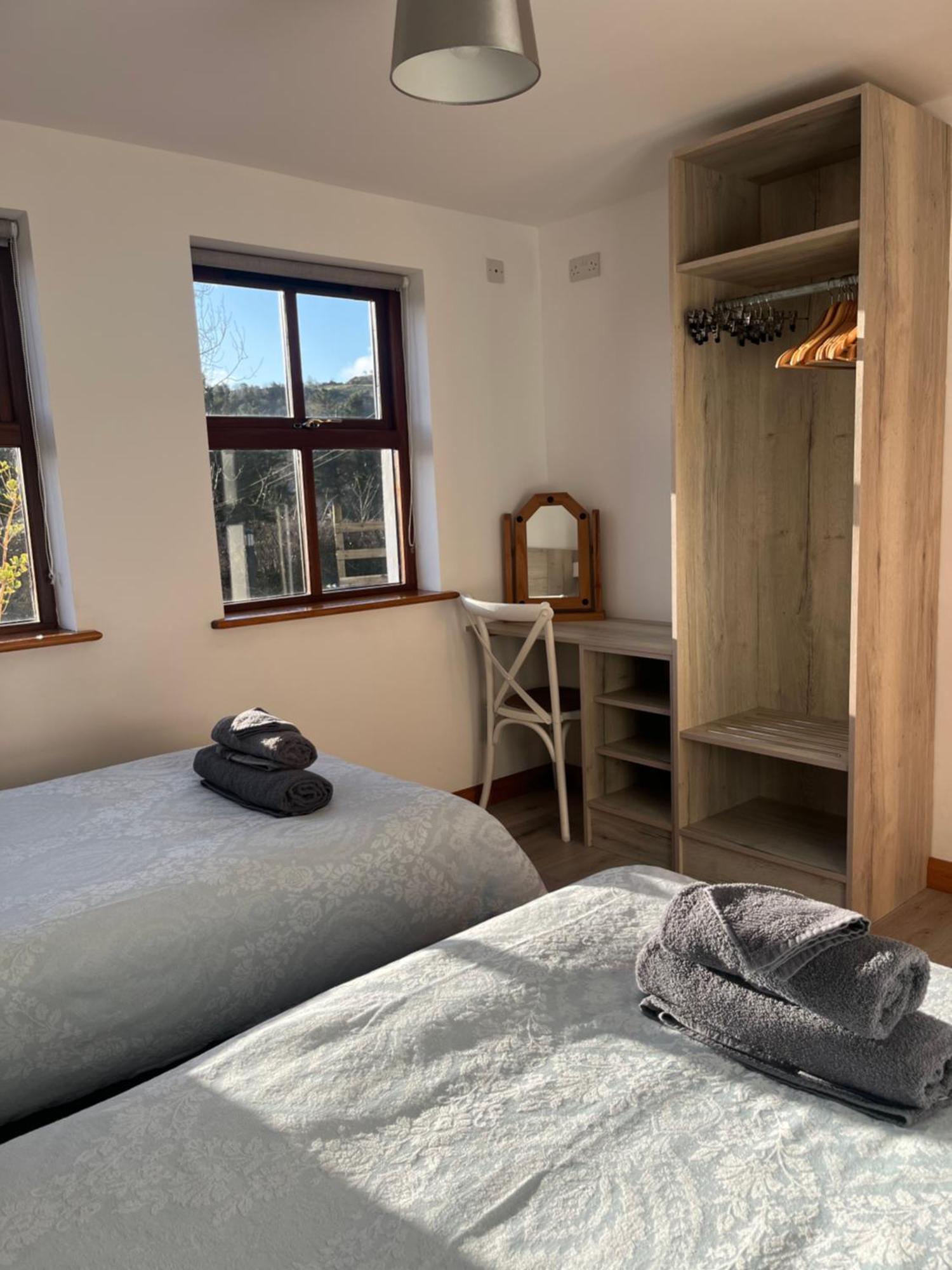 Tavnaghoney Cottages Cushendall Extérieur photo
